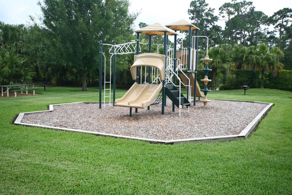 Perfect Drive Vacation Rentals Port St. Lucie المظهر الخارجي الصورة